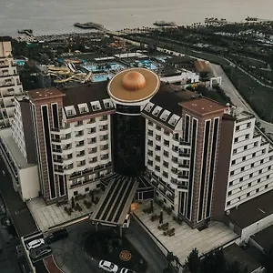 5* Hotell Saturn Palace